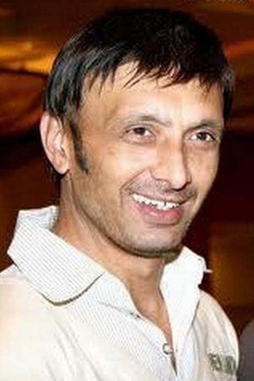 Shiva Rindani as Badal