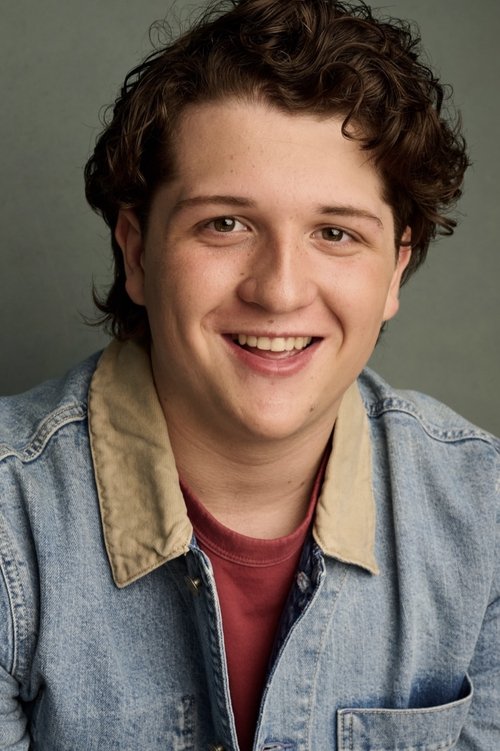 Braxton Herda as Young Fred