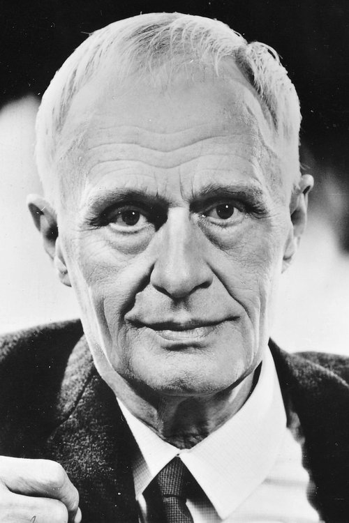 Rudolf Fernau as Lucius Clark