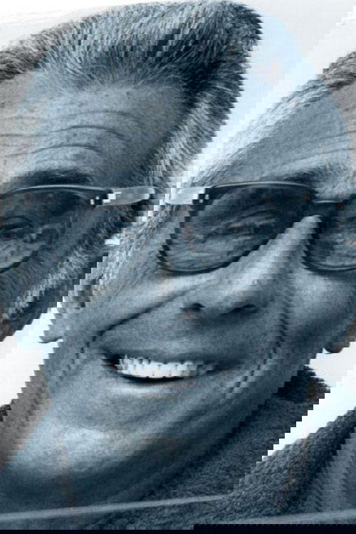 Osvaldo Cavandoli as The Cartoonist