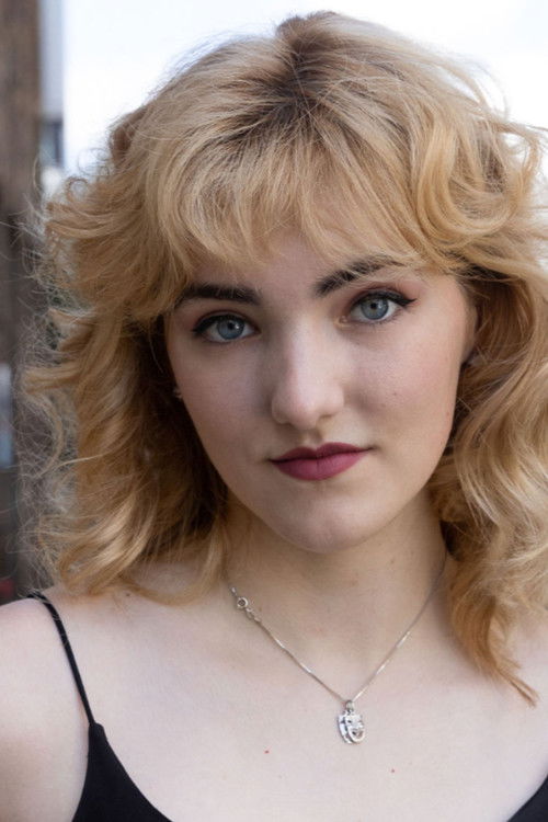 Isabelle Johnson as Samantha