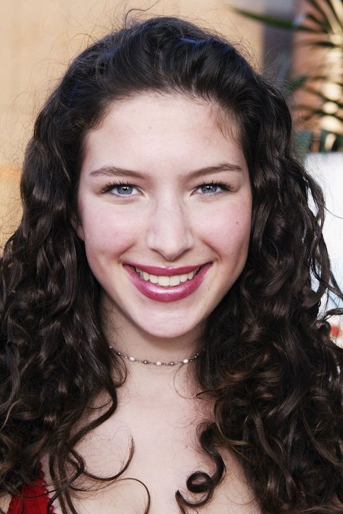 Clara Bryant as Dafi