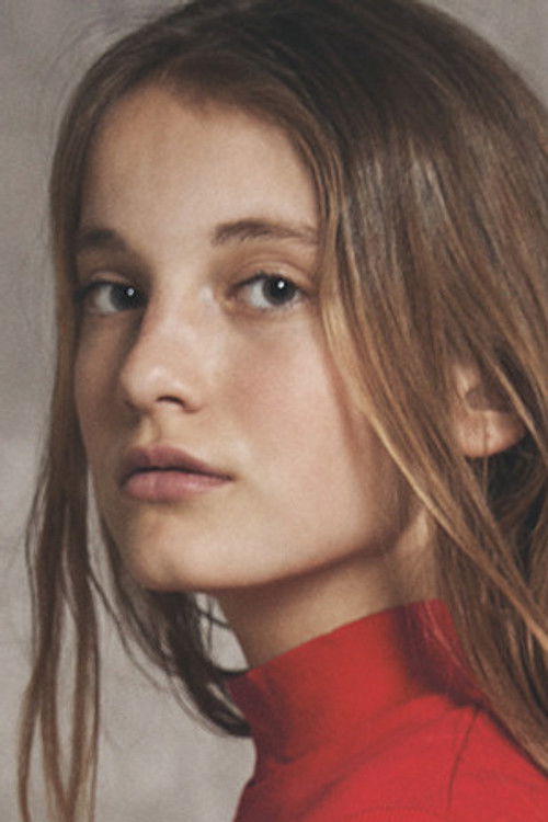 Selma Milt Petrovics as Olivia