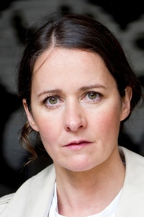 Sabine Osthoff as Pastorin