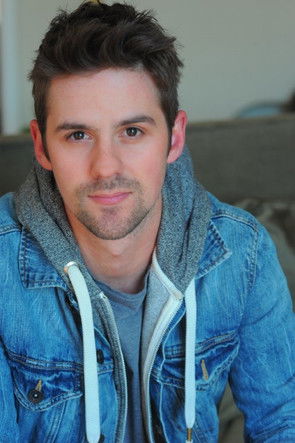 Jordan Ray Fox as Officer Doug