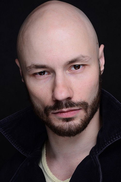Alexandr Davydov as Sergey