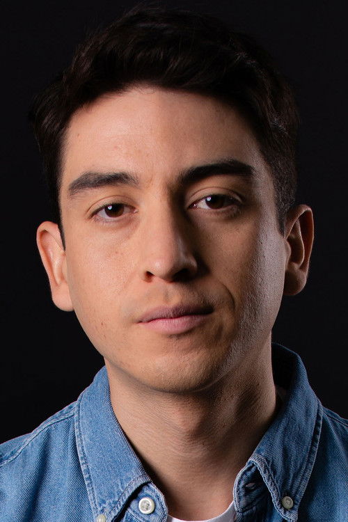 Arón Hernández as Jorge González