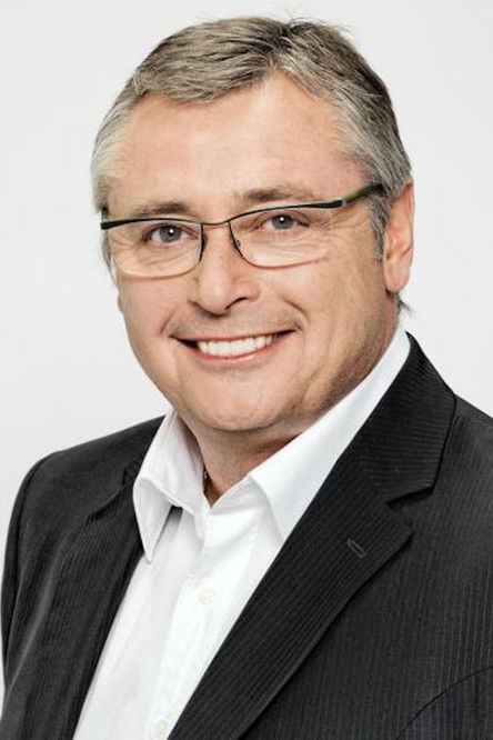 Michael Robinson as Self - Host