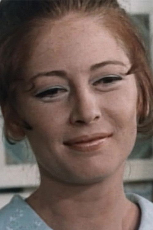 Eszter Szakács as Anya