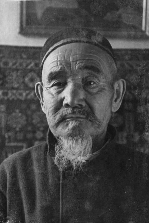 Kirey Zharkimbayev as Kurmanbek