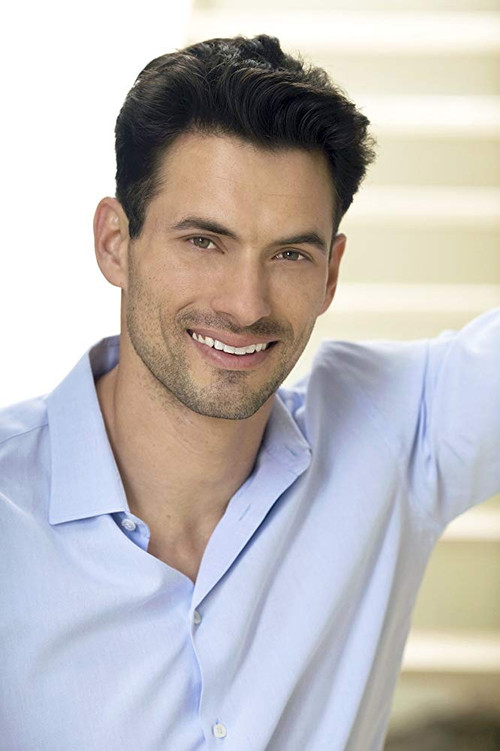 Yarett Harper as Brett