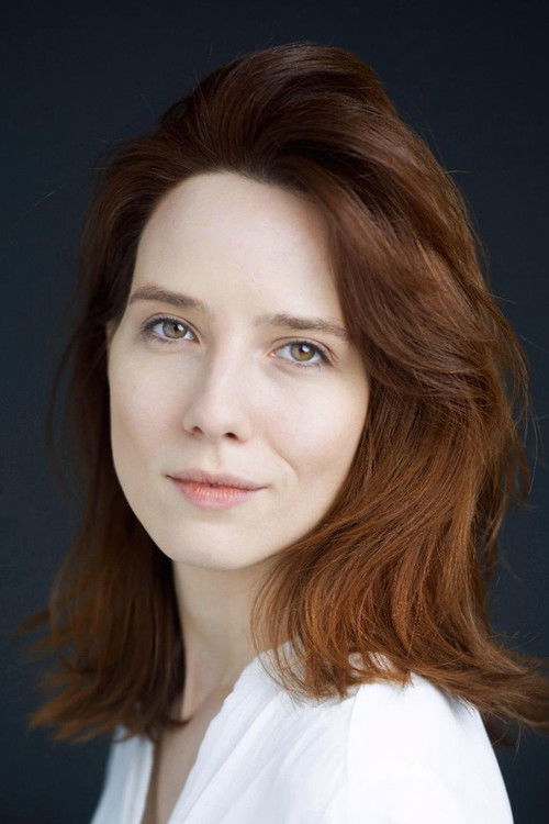 Andreea Coff as Chloe