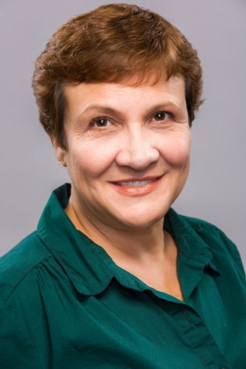 Pascoalina Dunham as Ava