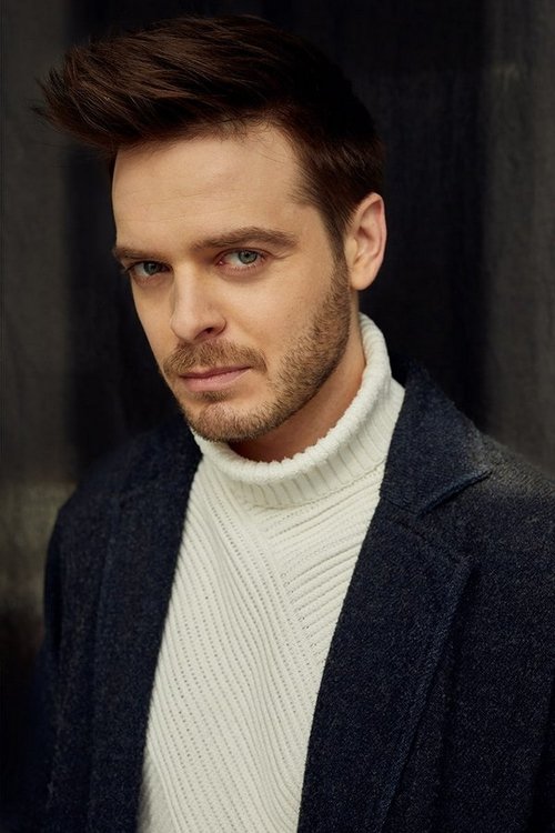 Adrian Budakow as "Młody"