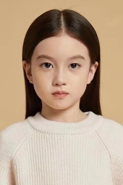 Qian Jin as Child Xu Jiayi