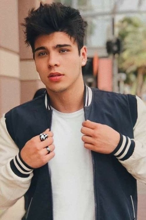 Sebastian Villalobos as Security