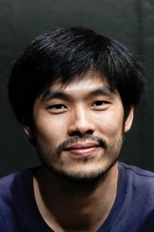 Peerapol Kijreunpiromsuk as The Man