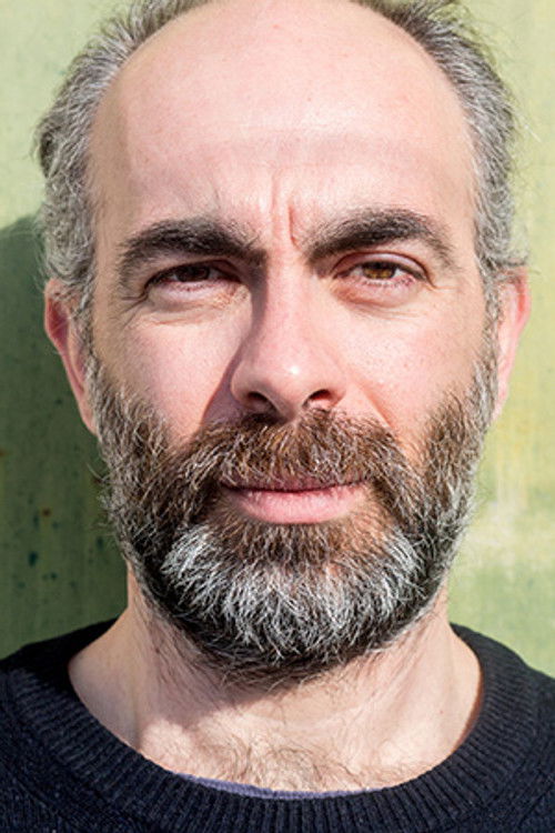 Michele Sinisi as Medico