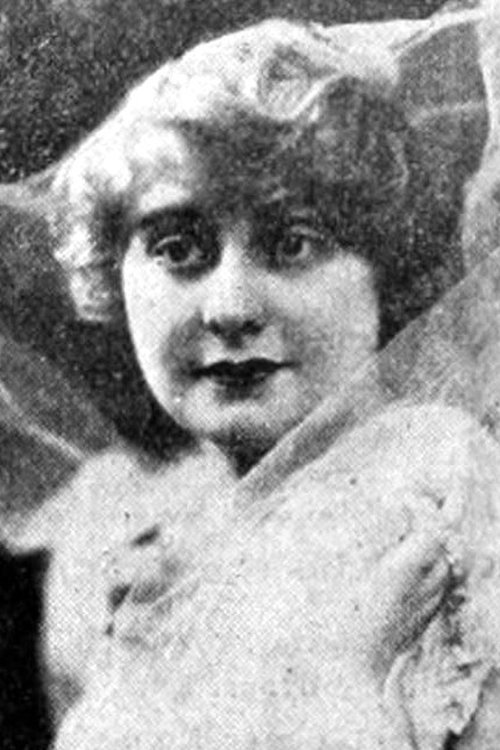 Gazelle Marche as Lydia