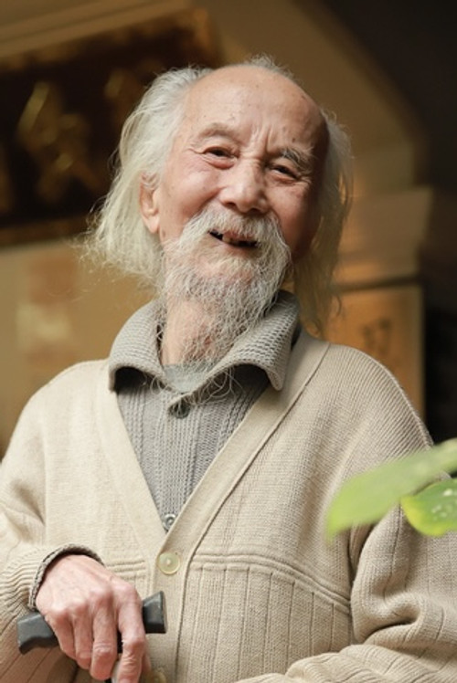 Hồng Chương as Ông Tó