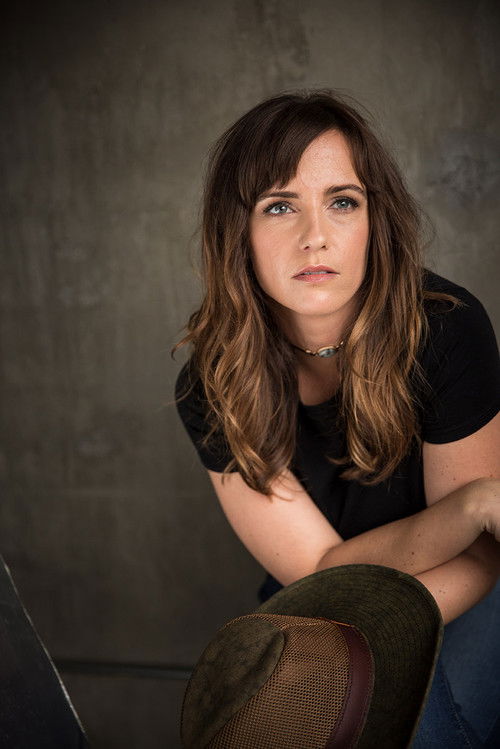 Michele Love Santoro as Donna