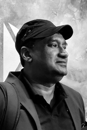 Palitha Silva as Dinesh