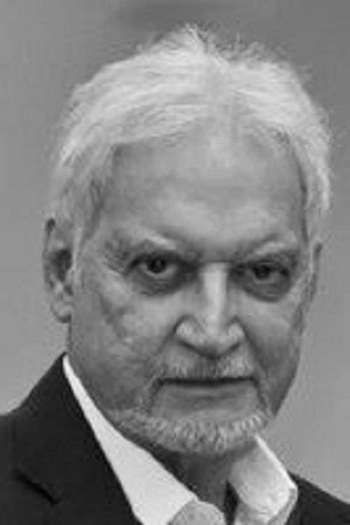 Roberto Colmenares as 