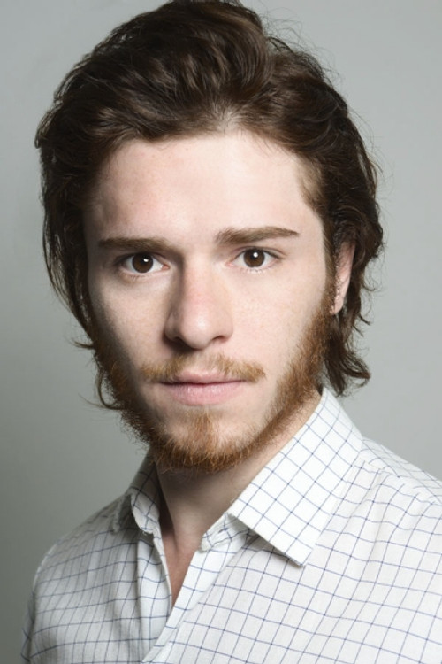 Nicolas Vargas as Arteiro