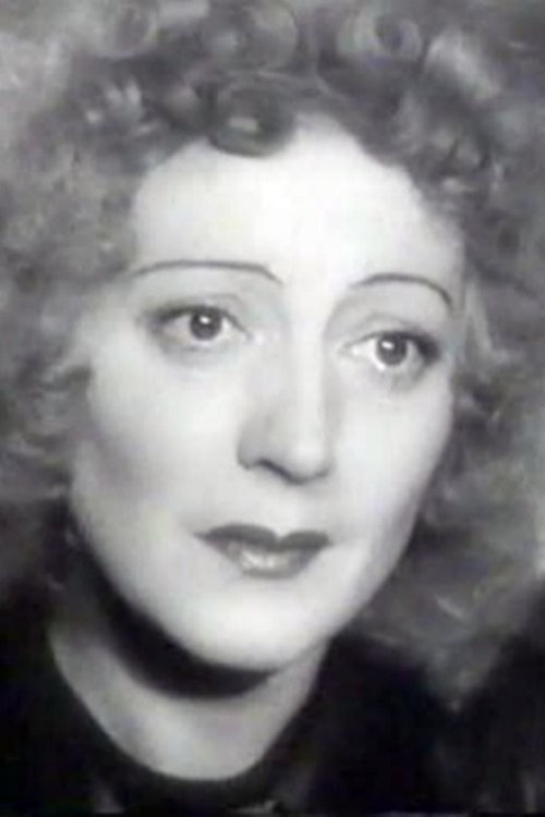 Lucienne Le Marchand as Danièle's mother