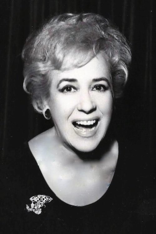 Mari Carmen Prendes as Madre de José María