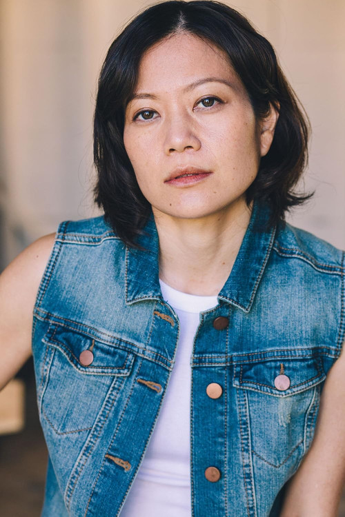 Christine Liao as Mia