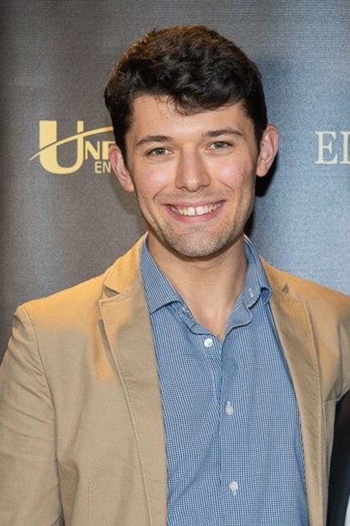 Tom Taplin as King Louis