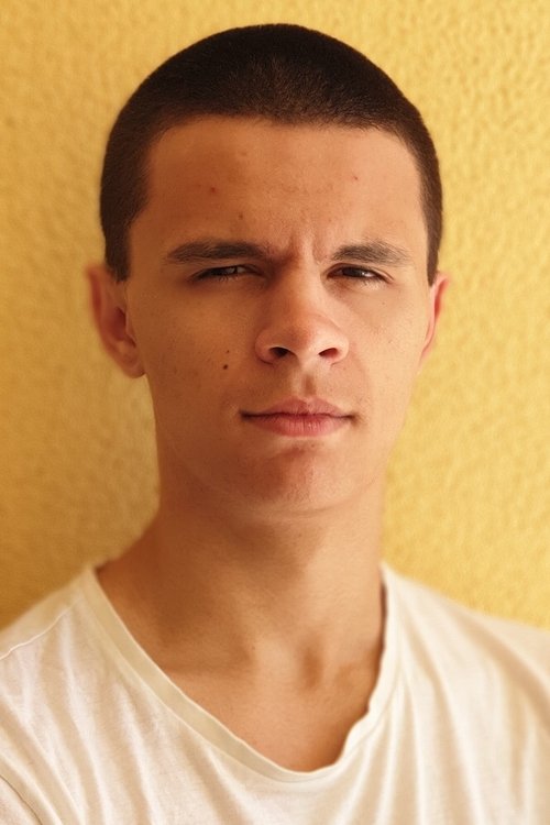 Martim Barbeiro as Martim Cabral e Melo