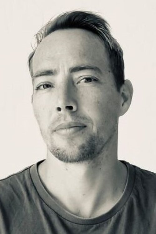 Israel Cannan as Scotty