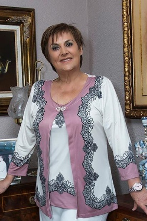 Marian Conde as Prostituta