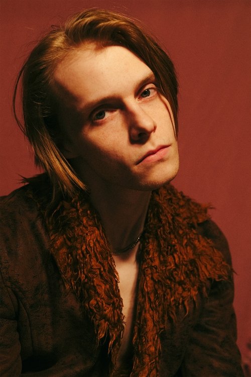 Graham Lutes as Eliott