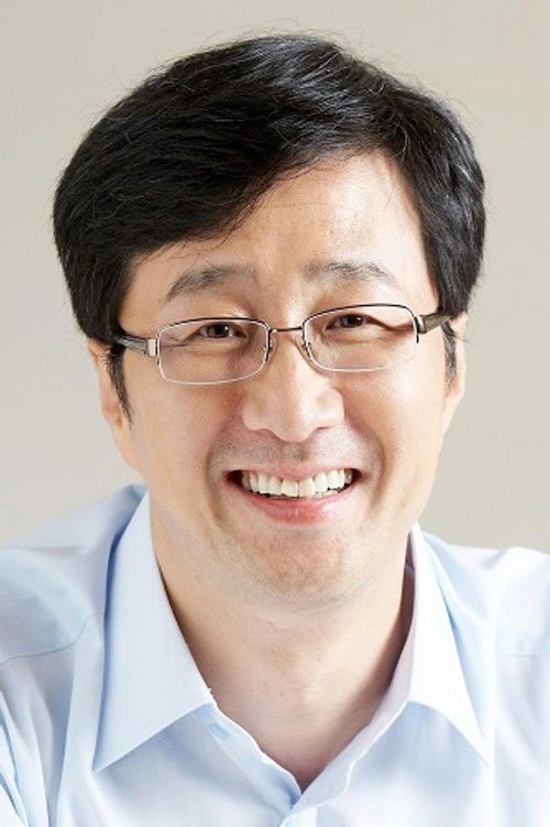 Cheon Ho-sun as Self