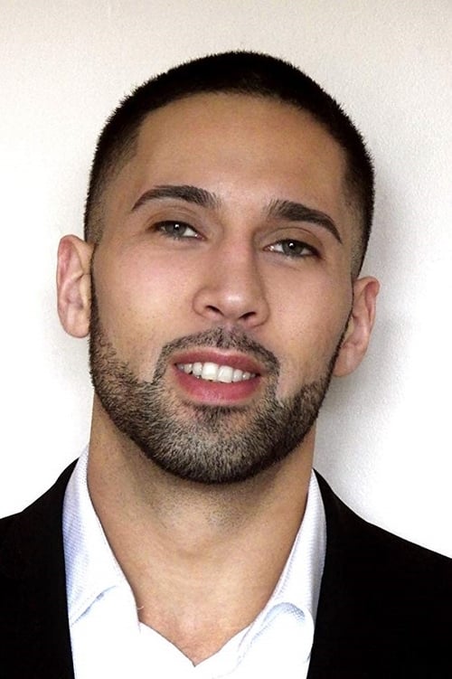 Serhat Metin as Grizz