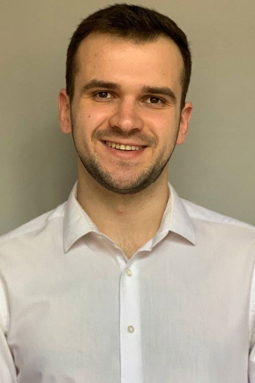 Oleksandr Levytskyi as Anton