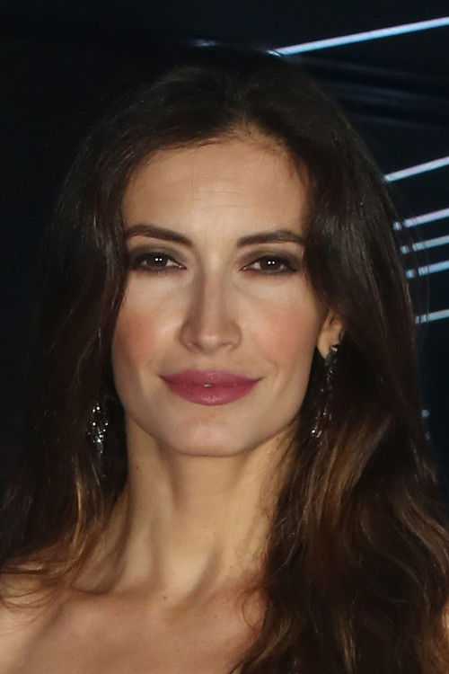 Mara Darmousli as Myrto