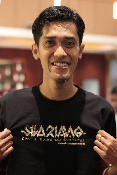 Fhail Firmansyah as Akbar