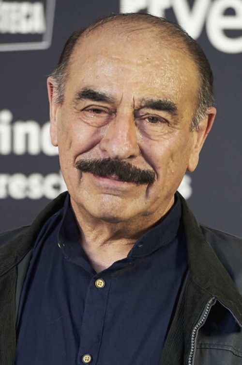 Hugo Stuven Cangas de Onís as Self