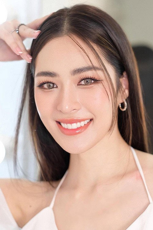 Sirilak Kwong as Theerak