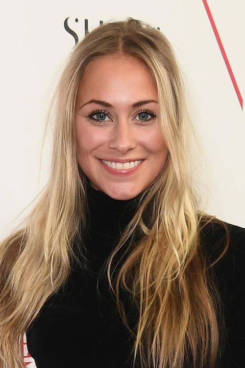 Sina Tkotsch as Estefania