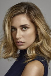 Pilar Morales as Maika