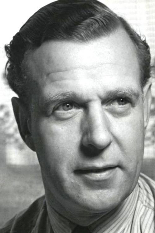 Thorkil Lauritzen as Harders Gæst I Cecil