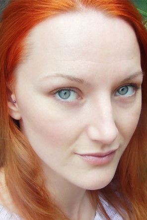 Danae Swinburne as Raine