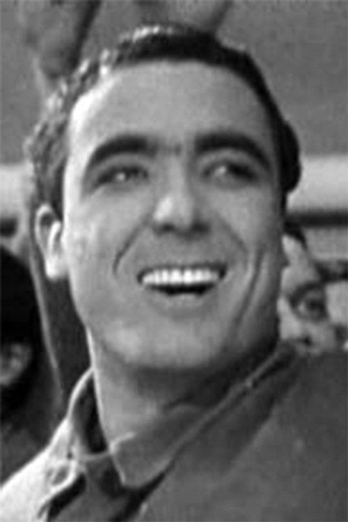 Jacques Shelly as Paul