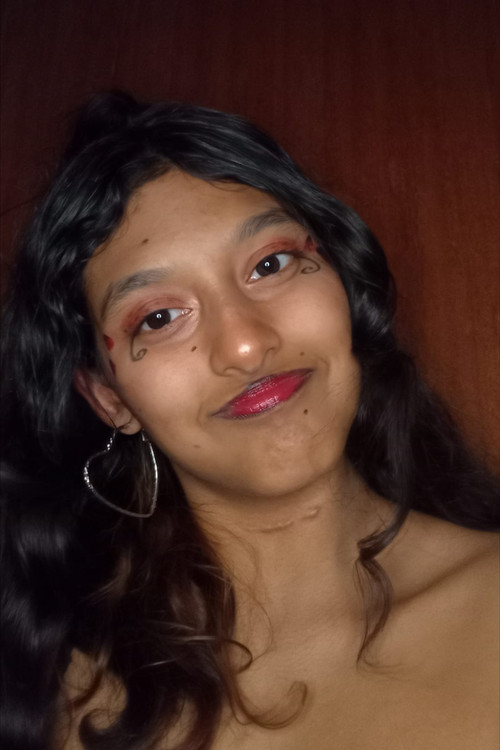 Ana Karoliny Ramos as Elena Meirelles