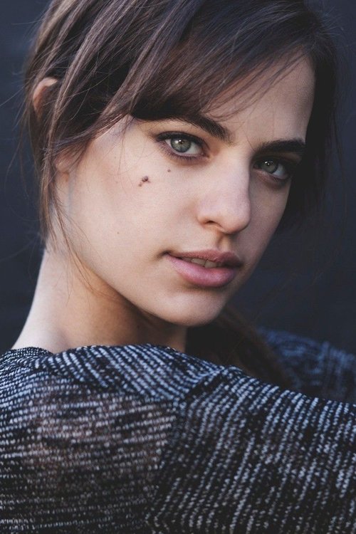 Dar Zuzovsky as Leah Krichinsky